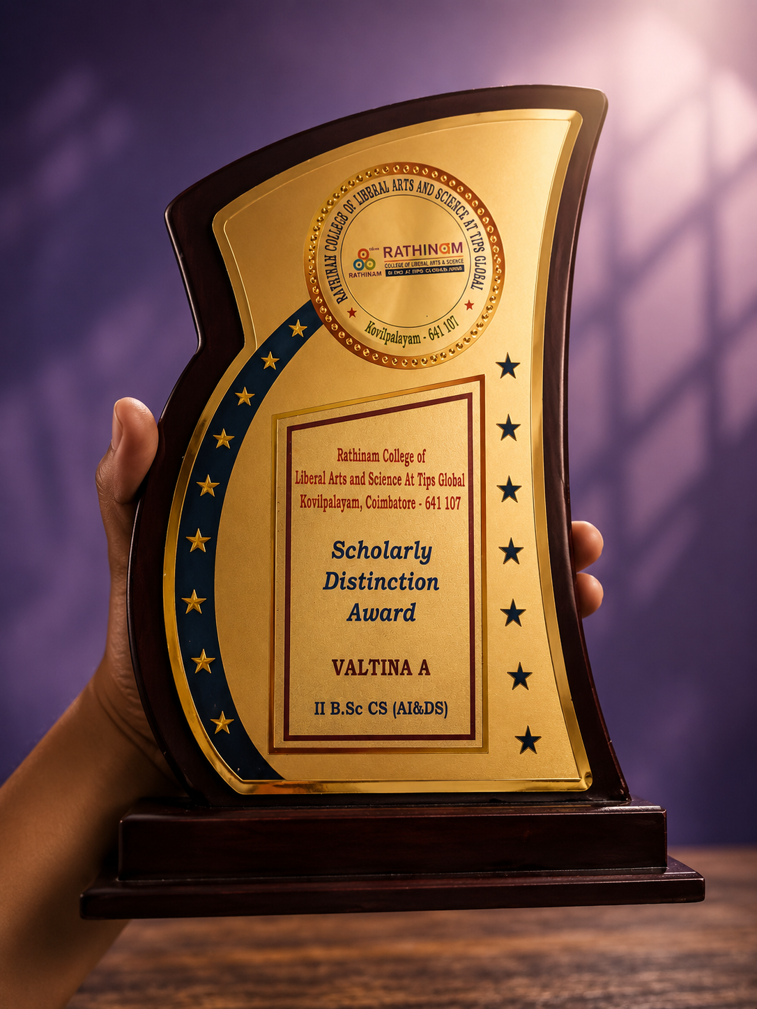 Scholarly Distinction Award